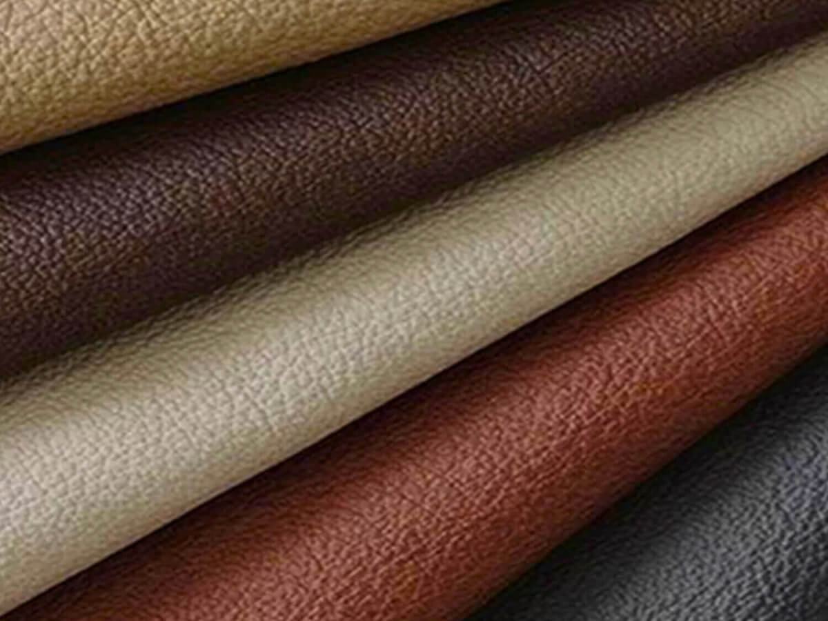 Ukážka semianilínovej kože z ponuky Hukla.